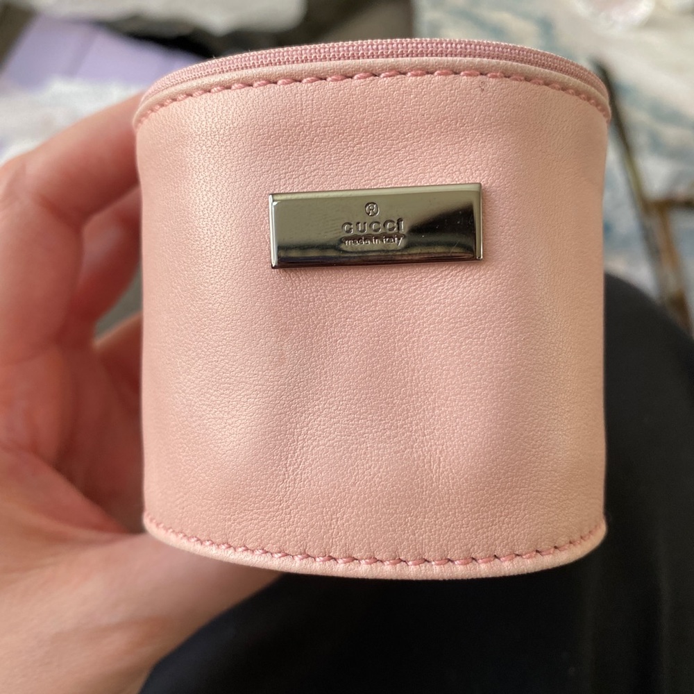 ✨RARE✨ Gucci Leather Wrist Coin Purse